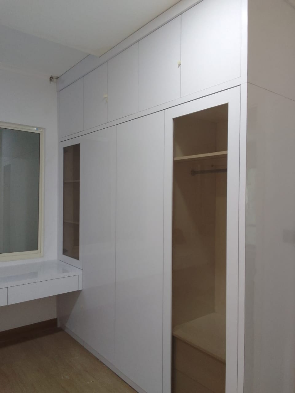 Desain interior modern minimalis di Tangerang